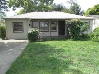 515 Cross St, Lodi, CA 95242-2406