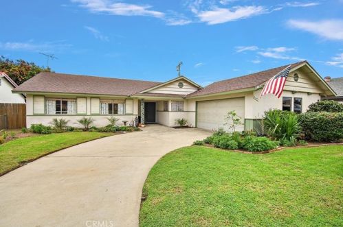 8641 Holly St, Rancho Cucamonga, CA 91701-4517