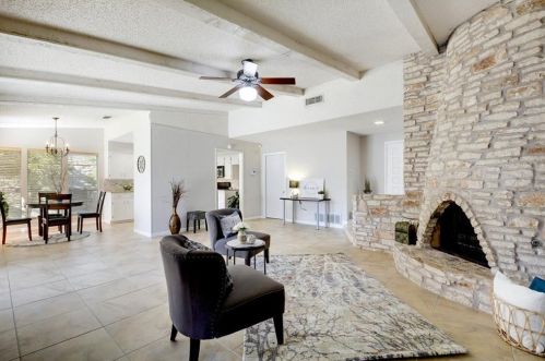 1305 August Dr, Austin TX  78753-2909 exterior