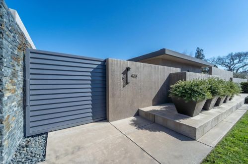 908 Enslen Ave, Modesto, CA 95350-5109
