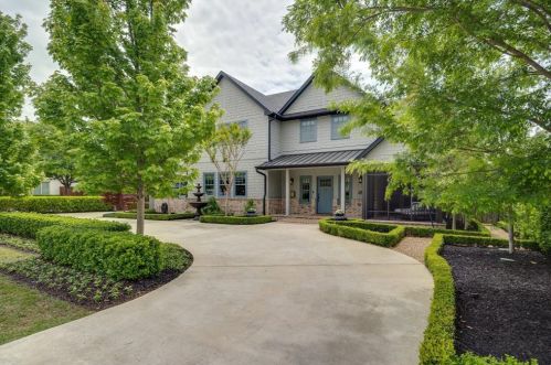 5972 Burgundy Rd, Dallas, TX 75230-3416
