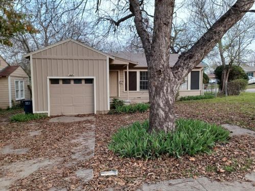 4433 Cockrell Ave, Fort Worth TX  76133-1113 exterior