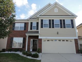 817 Hedgepath Ter, High Point NC  27265-3297 exterior