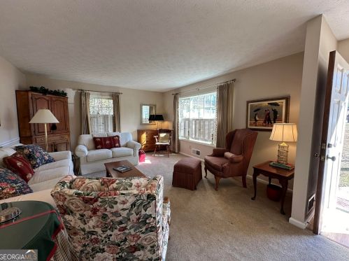 3811 Abby Ct, Atlanta GA  30329 exterior