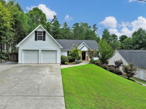 209 Laura Lake Rd, Marietta, GA 30066-5126