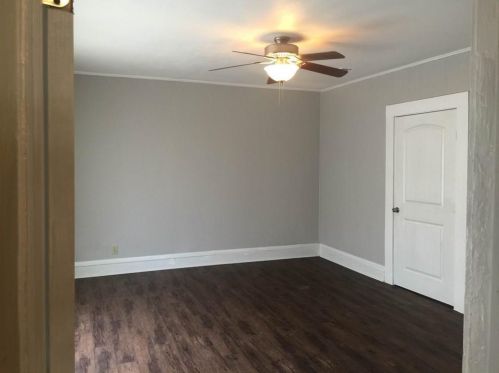 2800 Grafton Ave, Dallas TX  75211-5513 exterior