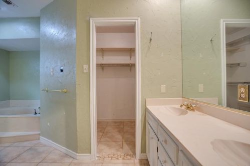 4024 Boyd Ave, Fort Worth TX  76109-4546 exterior