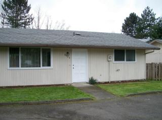 8004 Cedarcrest St, Portland OR  97223-1226 exterior