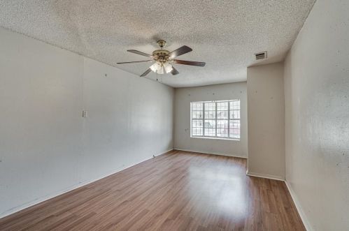 234 Cherry Pt Dr, Dallas TX  75232-3629 exterior