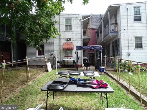 347 Philadelphia St, York PA  17401-2941 exterior