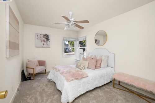22850 5th St, Hayward, CA 94541-4314