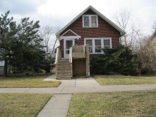 1318 Darrow Ave, Evanston IL  60201-3418 exterior