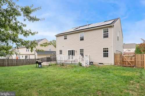 18823 Pier Trail Dr, Triangle VA  22172-2347 exterior