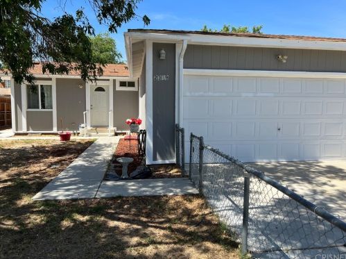 2319 Rosewood Ave, Lancaster, CA 93535-5620