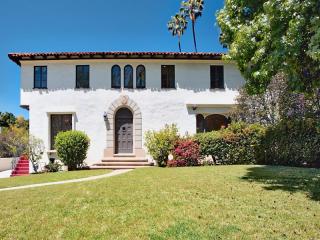 2025 Midlothian Dr, Altadena, CA 91001-3411