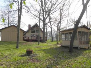 1282 Lake Summerset Rd, Davis, IL 61019-9637