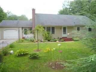 159 Wentworth Rd, Wakefield, NH 03872-7103