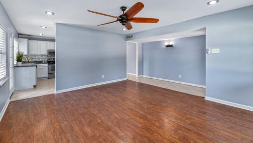 2915 Rayswood Dr, Carrollton TX 75007-5753 exterior