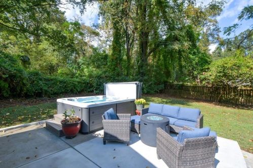 2475 Hazel Dr, Atlanta GA  30316-3405 exterior