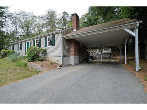 100 Evergreen Ter, Colchester, CT 06415-1514