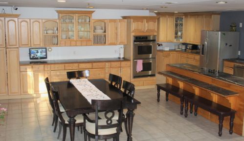 1155 Sagamore Ave, Portsmouth, NH 03801-5503
