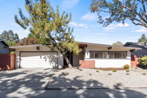 1527 Brown Dr, Davis, CA 95616-0804
