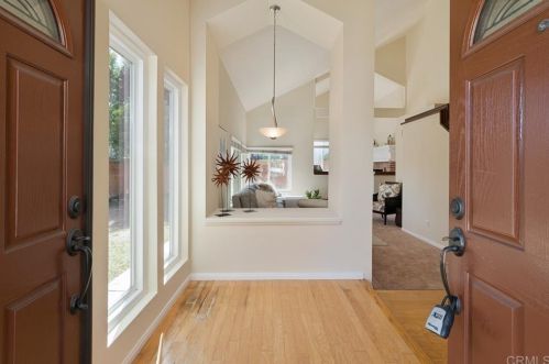 3016 Cielo Pl, Carlsbad, CA 92009-7535