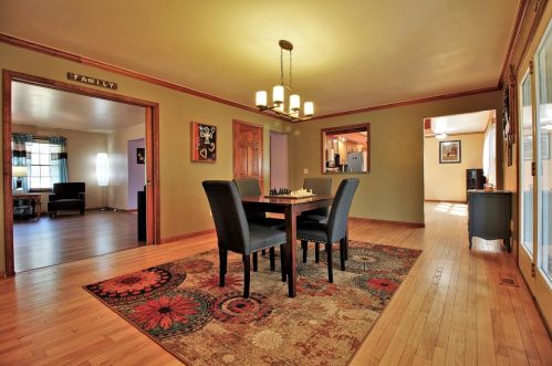 1006 Burlington Beach Rd, Valpo, IN 46383-2081