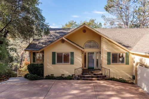 17117 Aileen Way, Grass Valley, CA 95949-7200