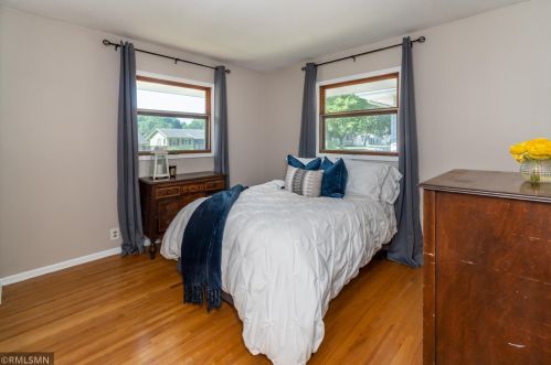 2639 Cedar Ave, Saint Paul MN  55110-4563 exterior