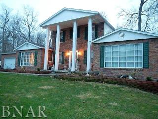 7 Ridge Dr, Hilltop, IL 61753-1607