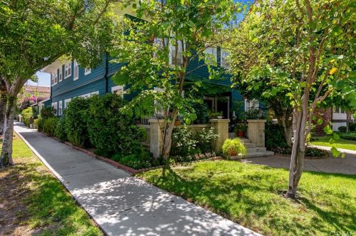 244 Kenwood St, Glendale CA  91206-4209 exterior