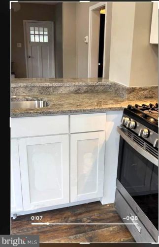 332 Merchant St, Camden NJ  08106-1056 exterior