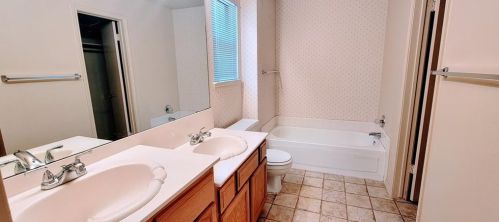 2504 Woodlark Dr, Fort Worth TX  76123-1152 exterior