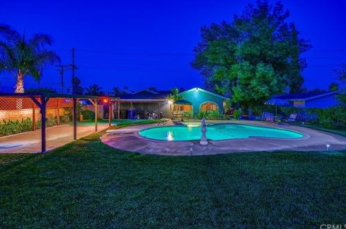 406 Meridian Ave, Rialto, CA 92376-6714