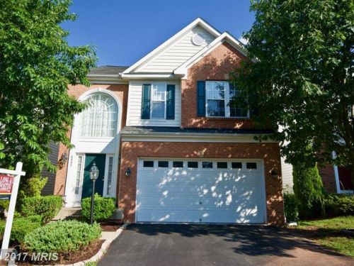 6005 Preswell Ct, Gainesville, VA 20155-6244