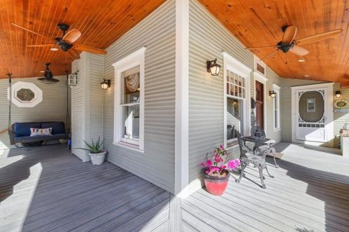 1802 Austin Ave, Georgetown, TX 78626-7806