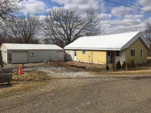 23526 Elm St, Colony, MO 63563