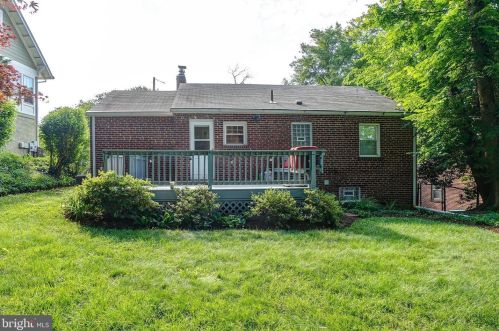 6806 Belford Dr, Silver Spring MD 20912-4841 exterior