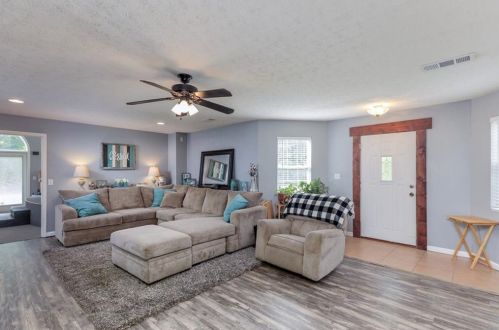 55 Spearman Rd, Ephesus, GA 30170-2495