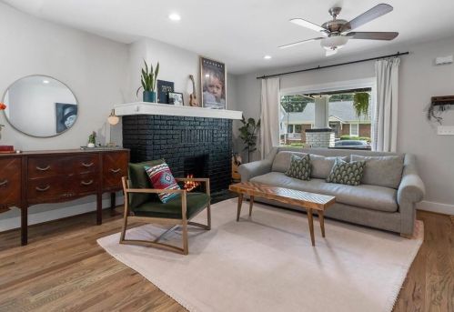 993 Burns Dr, Atlanta GA  30310-4631 exterior