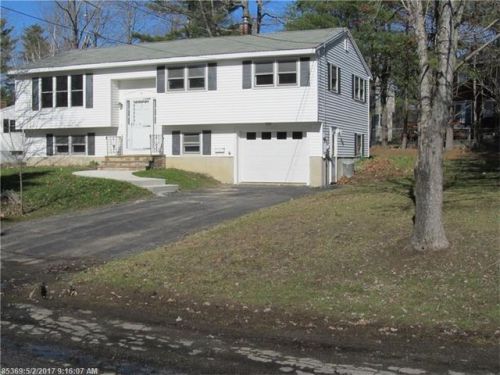 19 Cushnoc Dr, Augusta, ME 04330-5923