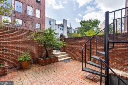 1726 Lombard St, Philadelphia PA  19147-1531 exterior