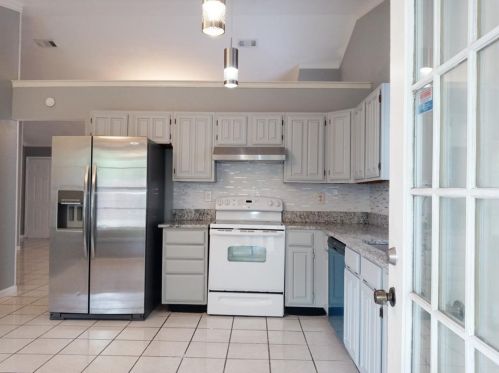 7500 Arbor Dr, Fort Worth TX  76123-1021 exterior