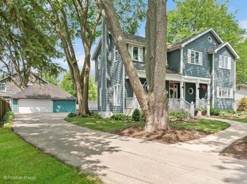 212 Kenilworth Ave, Glendale Heights, IL 60137-5325