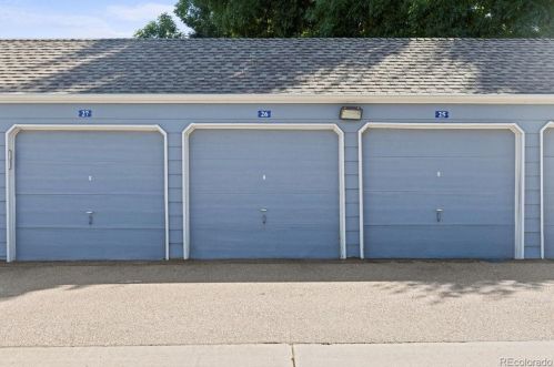 8335 Fairmount Dr, Denver CO  10102-1130 exterior