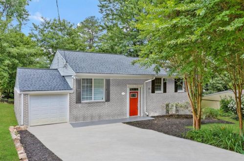 3777 Montford Dr, Atlanta GA  30341-1837 exterior