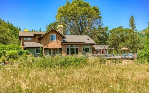 7159 Crowfoot Rd, Trail OR  97541-9624 exterior