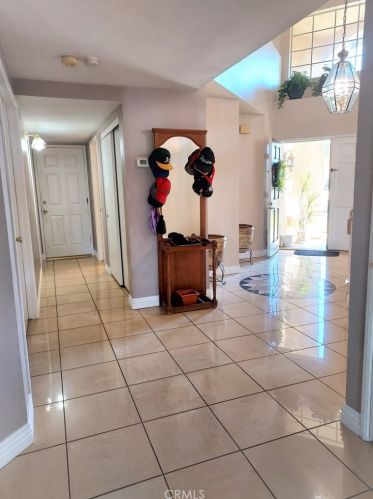 3166 Wicklow Dr, Riverside CA  92503-5805 exterior