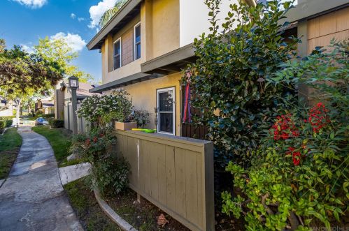 10664 Caminito Derecho, San Diego, CA 92126-2857